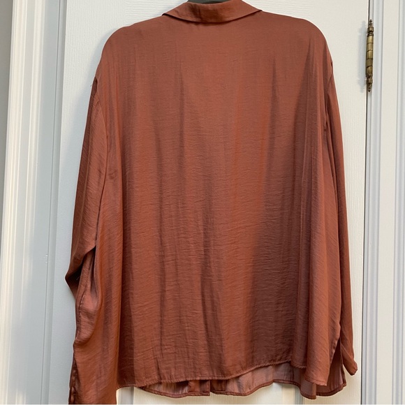 Maison d'Amelie Button-Up Oversized Blouse - Plus Size - Picture 6 of 6